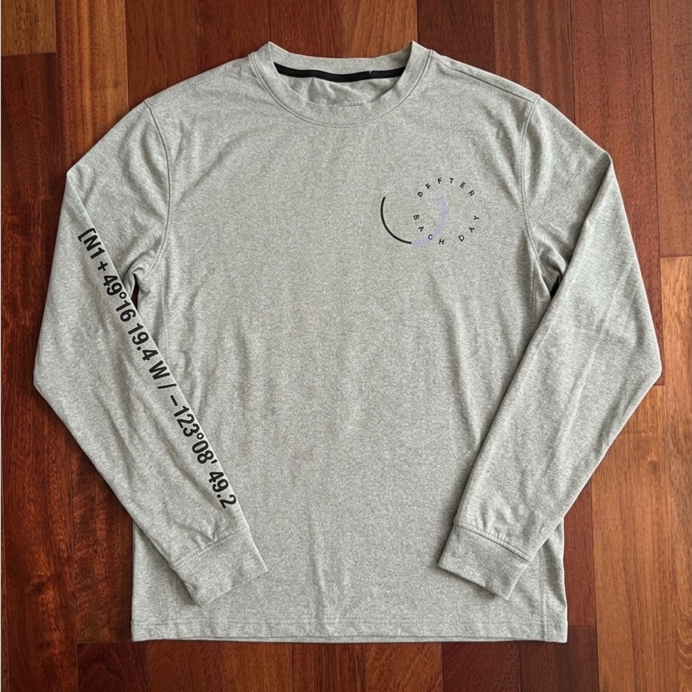 lululemon athletica Light Gray Long Sleeve Tee